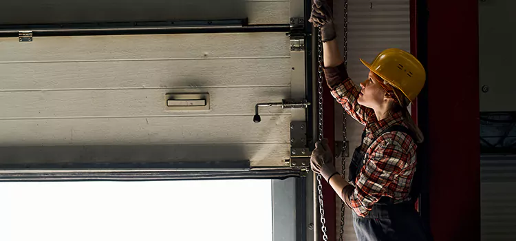 Addressing Common Garage Door Stoppage Issues in Plainview, NY